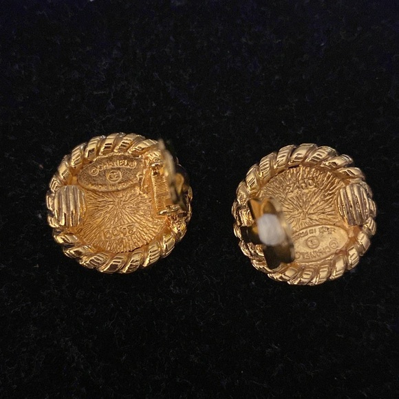 Chanel Clip Earrings - Picture 10 of 10